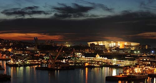 green-point-nightview-2 Green Point - close to the city centre