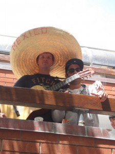 may59 Hola Amigos!