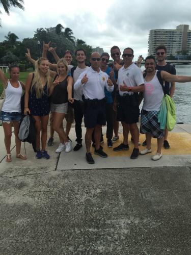 EC Miami students Learn English with the Miami Beach Police Department
