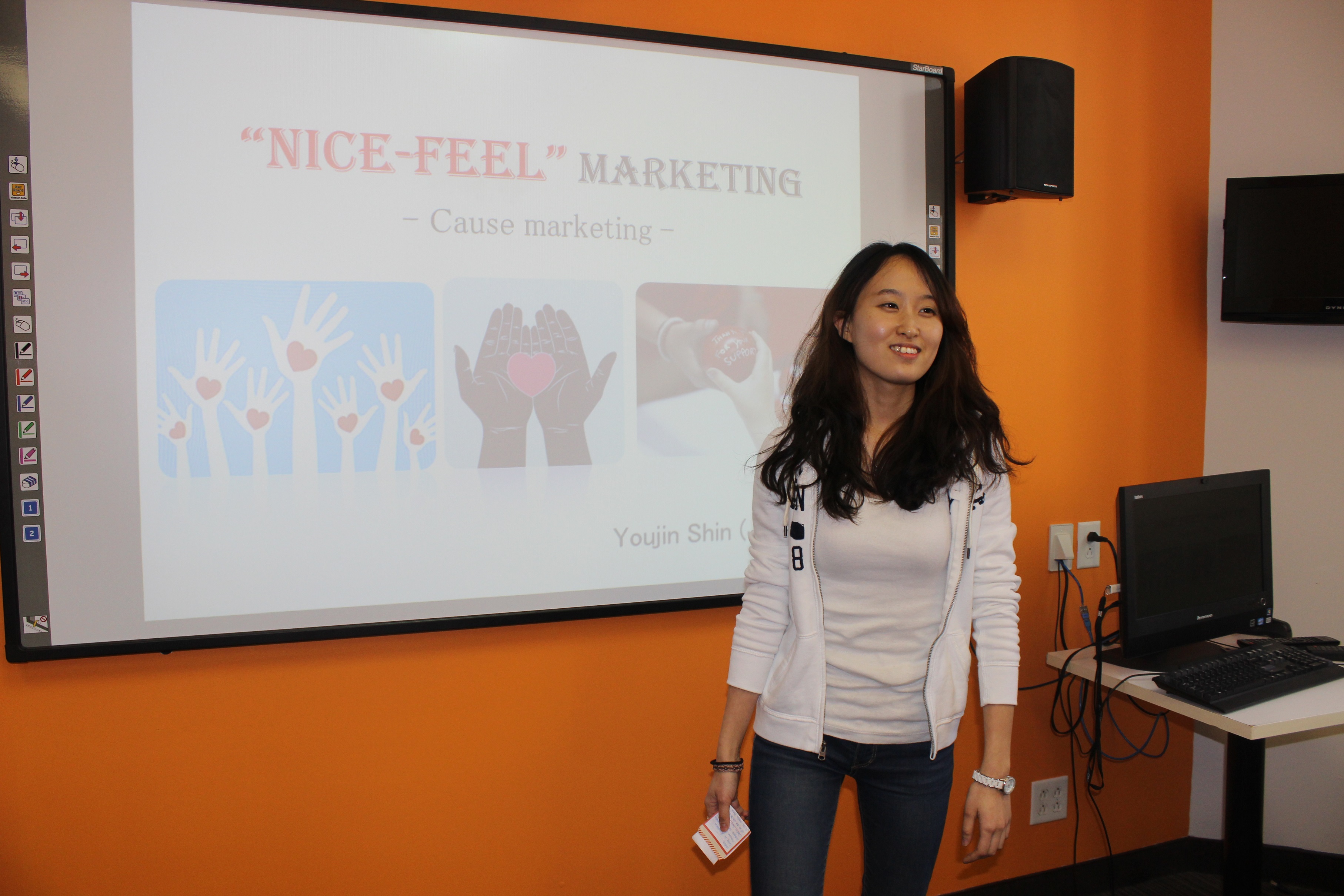 Feeling marketing. Show презентация. Student presentation. Show presentation. A student giving a presentation.