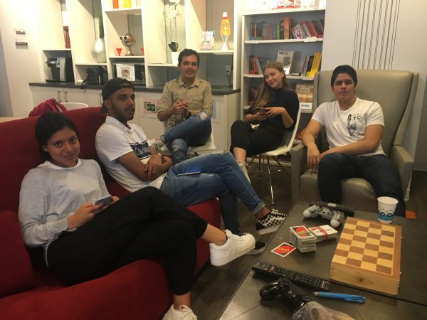 Students enjoy the potluck