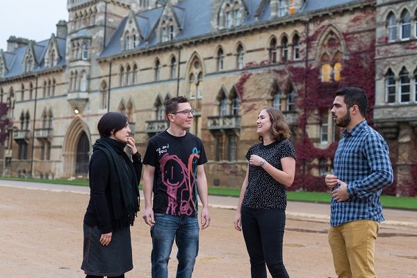 Alunos em Oxford